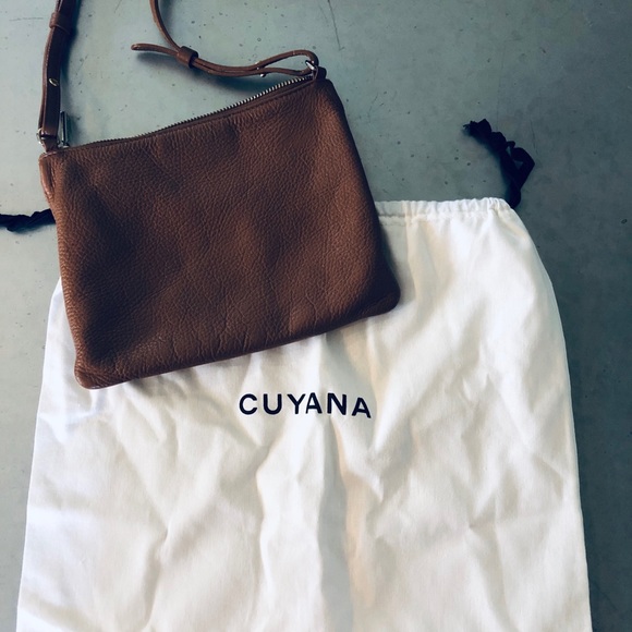 cuyana crossbody pouch